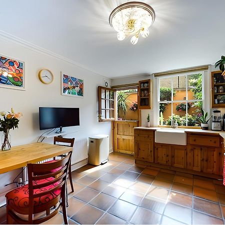 The Clapham Apartment With Private Patio London Eksteriør bilde